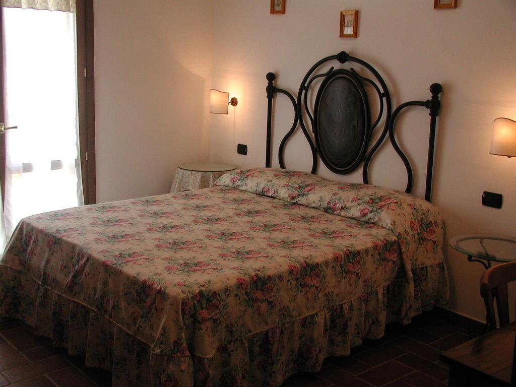 La Vecchia Fornace Otel Castiglione della Pescaia Oda fotoğraf
